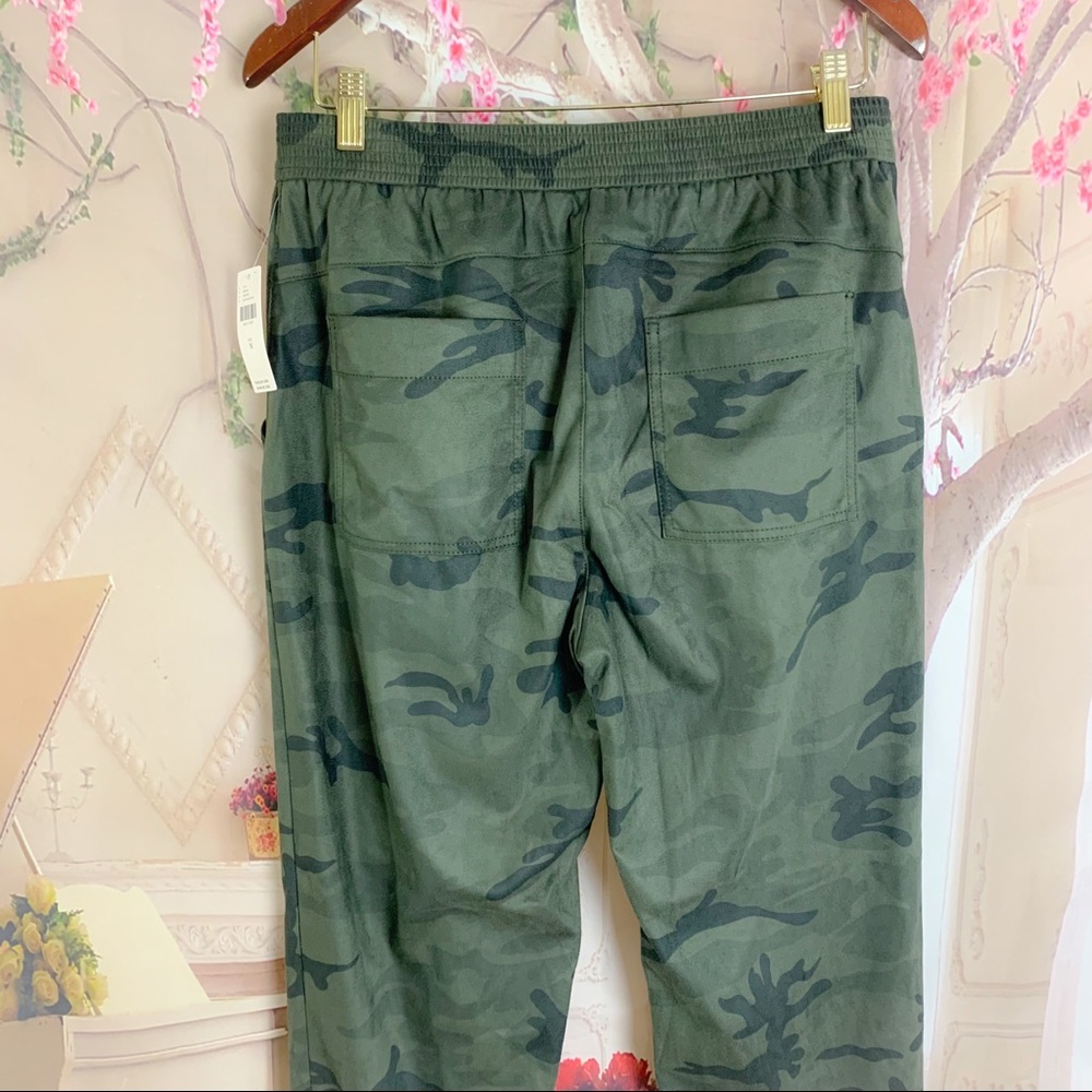 NEW Anthropologie Textured Camo Joggers - Picture 10 of 15